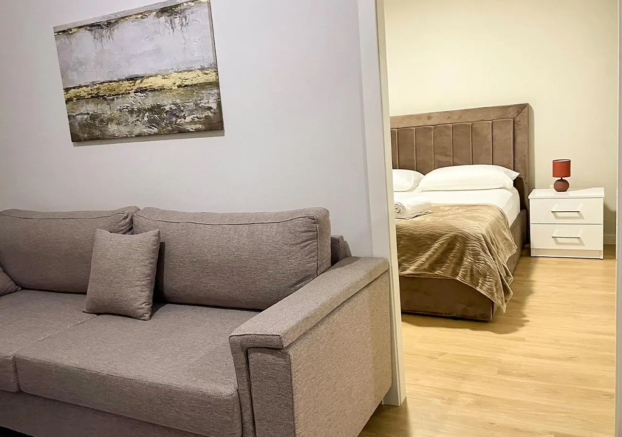 Home Inn Apartment Near City Center Tirana Albania